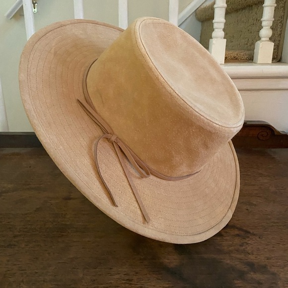 Wyeth Accessories - WYETH Tan 100% Suede Hat
